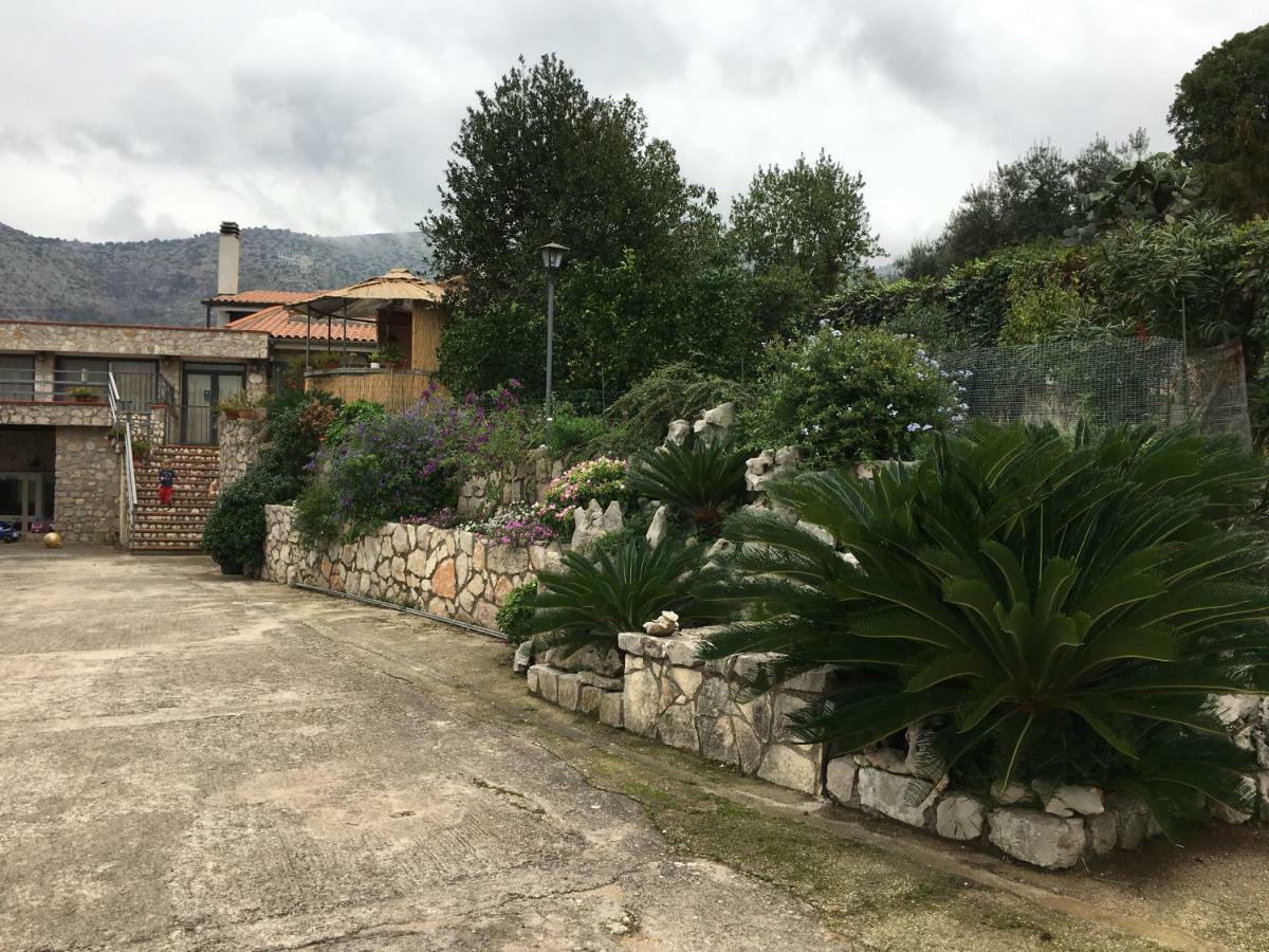 B&B La Vecchia Scuola Sonnino Luaran gambar