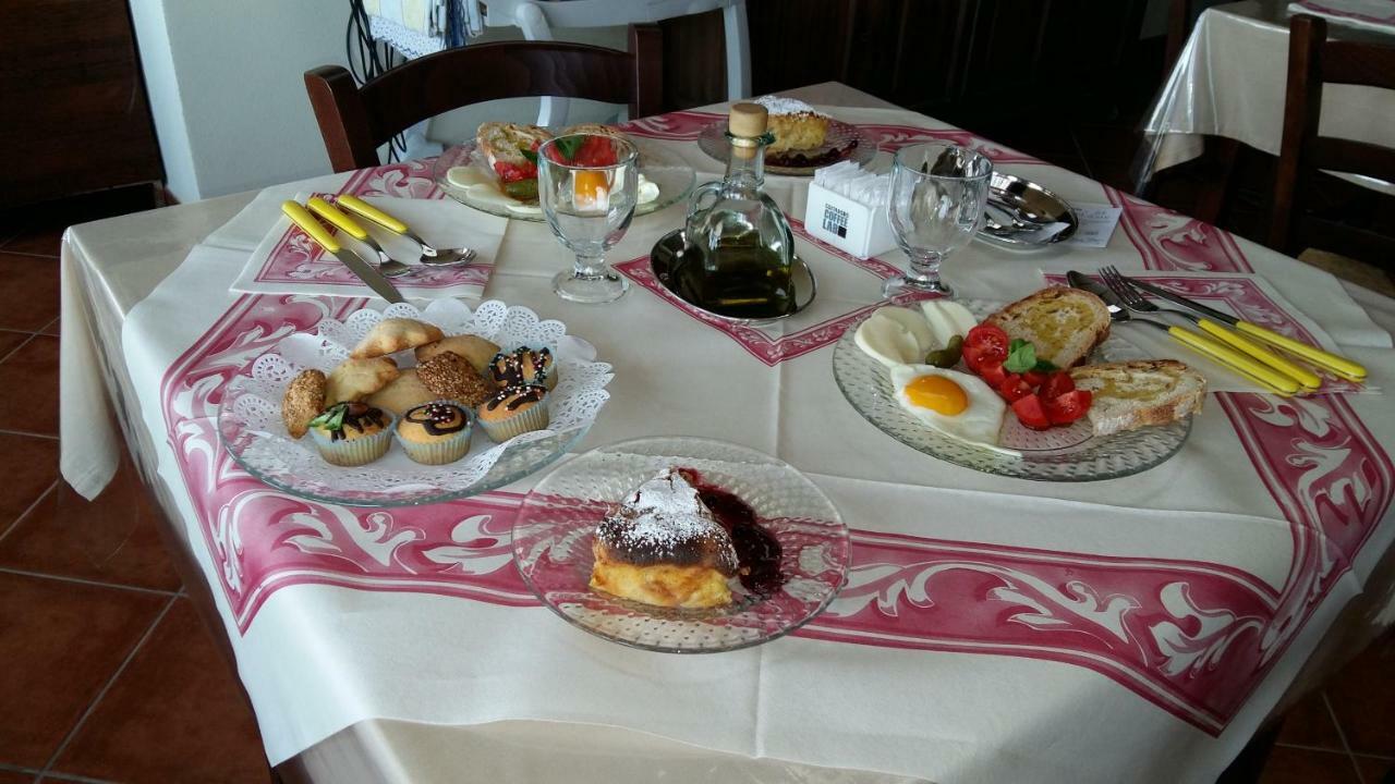 B&B La Vecchia Scuola Sonnino Luaran gambar