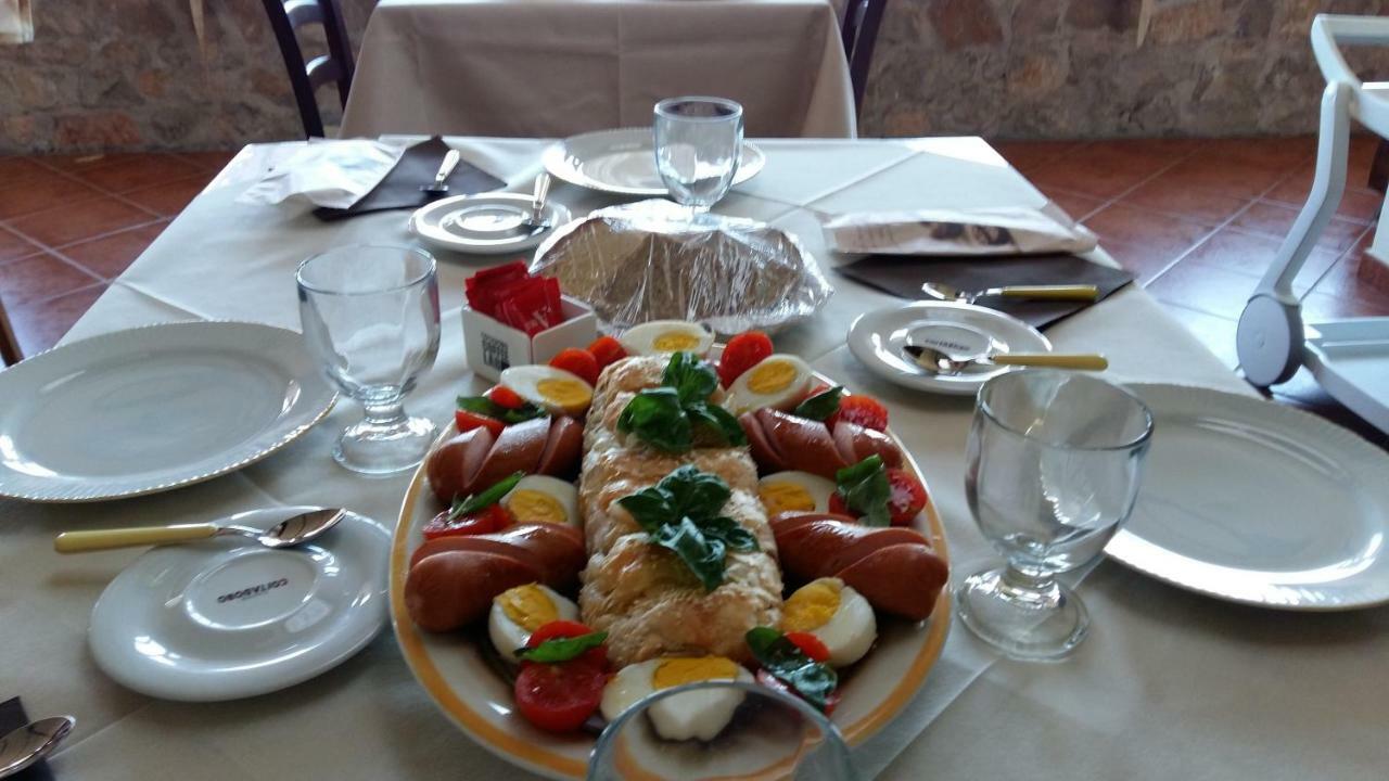 B&B La Vecchia Scuola Sonnino Luaran gambar
