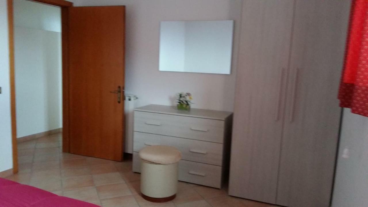 B&B La Vecchia Scuola Sonnino Luaran gambar