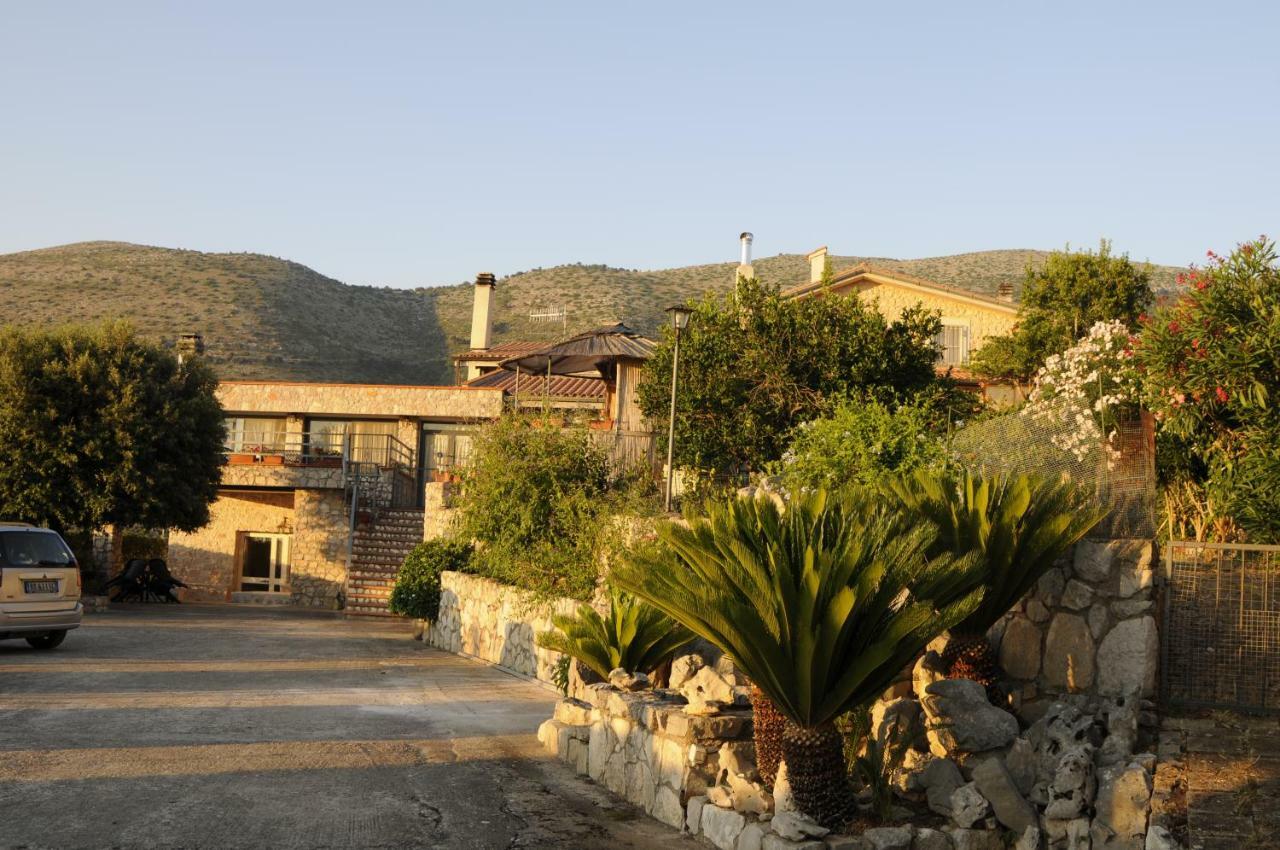 B&B La Vecchia Scuola Sonnino Luaran gambar